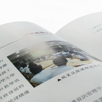 81LA-0008-書籍印刷-穿線精裝專刊校刊-畢業紀念特刊製作
