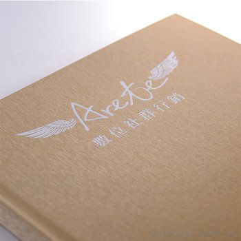 16K金色柔紋皮燙白-硬殼精裝商務筆記本-可客製化內頁與LOGO_3