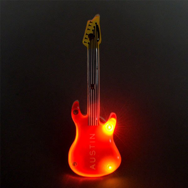 LED閃爍吉他造型胸章_2
