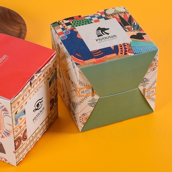 10x10x10cm(尺寸以下均一價)-安全扣插底盒-325P鑽卡紙盒-客製化紙盒印刷_2
