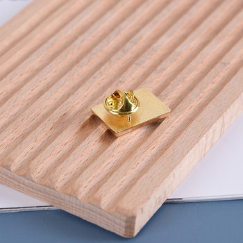 烤漆金屬胸章-2x1.4cm_2