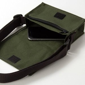 色帆布書包-小型斜揹書包/拉鍊夾層+染軍綠色-單面單色印刷