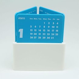 塑膠三角形筆筒桌曆